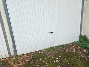 Location Box (Garage) fermé 12m² - 130 / mois - Disponible de suite