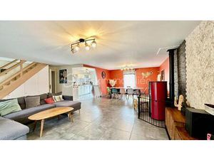 Maison traditionnelle de 147 m² à Clos-Fontaine