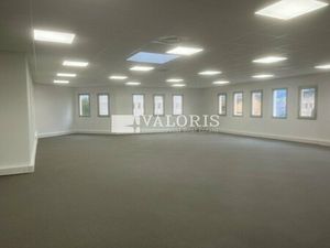 Location Local Professionnel 255m² LA PENNE SUR HUVEAUNE 13821