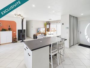 Vente maison 5 pièces 106 m² Plassay (17250)