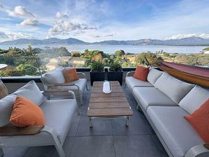 Appartement meublé haut de gamme  de type T3  à Porticcio