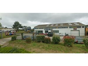 LOCAL D'ACTIVITE A VENDRE