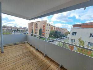 Location appartement 3 pièces 63 m² à Toulouse (31200)