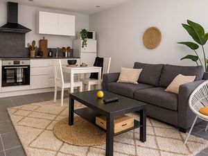 Vente appartement 2 pièces 33m2 Gardanne 13120 - 120000 € - Surface Privée