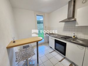 Lodève dans résidence appartement T1 plus terrasse