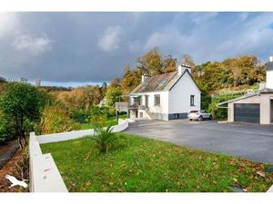 Vente maison 6 pièces 147 m² La Roche-Maurice (29800)