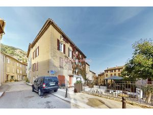 Vente maison 5 pièces 105 m² à La Garde-Freinet (83680)  360 000 €