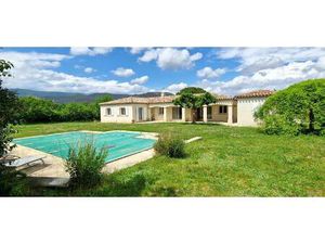 Vinça Hors lotissement sur 2000 M2 Arboré et verdoyant Villa 4 Faces Piscine