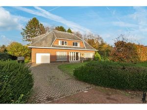 Huis te koop in Zoersel met 4 slaapkamers