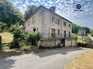 MAISON EN PIERRE A RENOVER - 135 M2 - CHASTEAUX