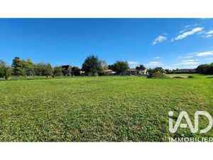 Terrain constructible viabilisé à vendre