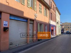 Local commercial de 82m²