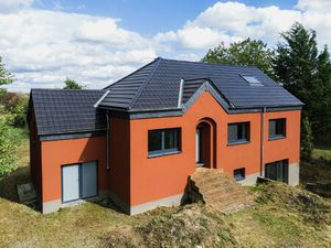 Maison à vendre avec terrasse et jardin   Beauraing (VBD51928)