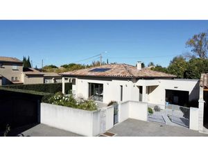 Vente villa 5 pièces 103 m² à Morières-lès-Avignon (84310)  435 000 €