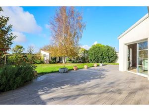 Vente maison 5 pièces 193 m² à Puilboreau (17138)  690 000 €