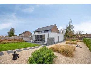 *** IT'S A MATCH *** : maison 3-faç. rénovée avec garage