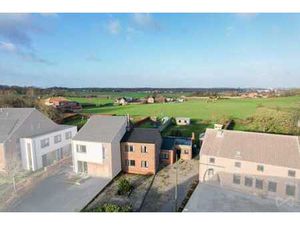 Maison mitoyenne avec vue sur les champs