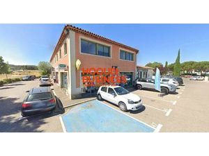 Local commercial à vendre