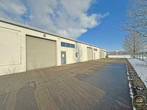 Box / stockage 20 m² à louer à Libramont – 160€/mois