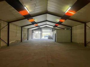 Entrepôt avec bureaux à vendre à Vilvorde