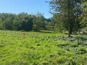 Très beau terrain de 1850m2 (Projet Familial)