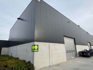 Bien professionnel à louer à Torhout € 1.150 (KF93Y) | Zimmo