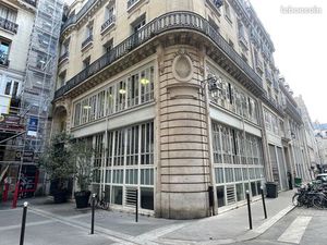 Local 299 m² PARIS 9EME ARRONDISSEMENT