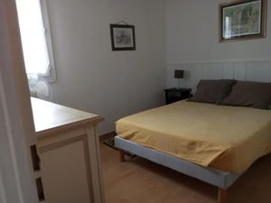 Location meublée appartement 2 pièces 40 m² à Bagnols-sur-ceze (30200)  590 €