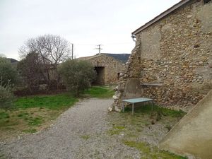 Vente appartement 300 m² à Les mees (04190)  206 000 €