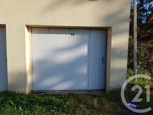 Parking à louer - 15 m2 - Maen Roch - 35 - BRETAGNE