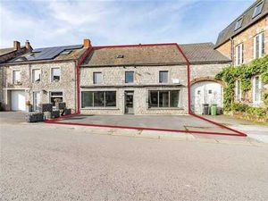 Ancien commerce pouvant être transformé en habitation à Wine