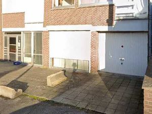 Emplacement parking couvert