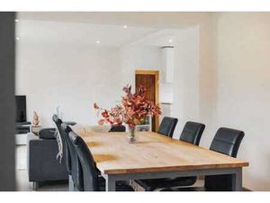 ? Paon ! Ce bien s'est déjà envolé avec EMLA Immoblière...