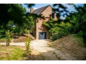 Paon ! Ce bien s'est déjà envolé ! Suivez-nous sur Facebook!