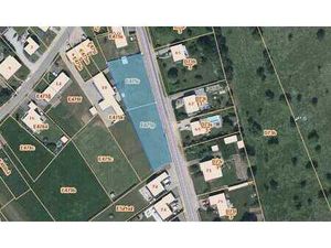 Terrain avec projet de construction de 6 maisons