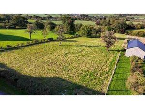 Terrain situé à Beauraing (JAVINGUE)