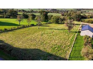 Terrain situé à Beauraing (JAVINGUE)