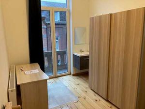 Kot à louer à coté de l'IESN/HENALUX