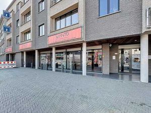 Bien Commercial avec Grande Visibilité près de la Bredabaan