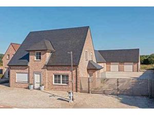 Recente multifunctionele eigendom op 1.731 m² in Deinze