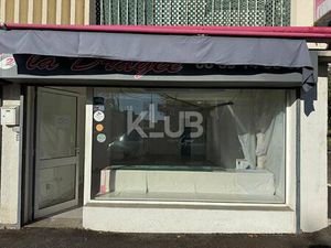 Local commercial à vendre