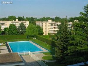 Très belle studette ds résidence avec piscine