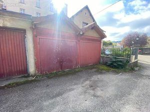 Parking/box 15 m² LONS LE SAUNIER