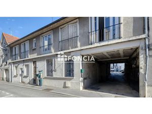 Vente appartement 260 m² à Melun (77000)  200 000 €