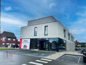 374 m² NIEUWBOUW HANDELSPAND LANGS OLMENSESTEENWEG TE HUUR