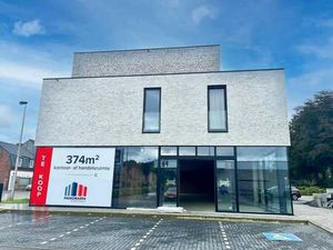374 m² NIEUWBOUW HANDELSPAND LANGS OLMENSESTEENWEG TE KOOP