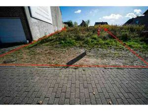 TERRAIN A BATIR BIEN SITUE