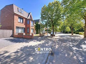 Prachtig HERENHUIS (met o.a. 5 slpk  garage en tuin)  apart KANTOOR-gebouw en 630 m2 MAGAZ