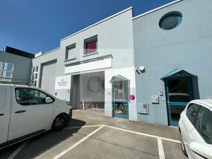 Location bureau 154 m² à Charbonnières-les-Bains (69260)