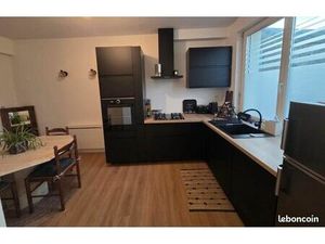 CLISSON Maison Appartement - 3ch Centre Ville